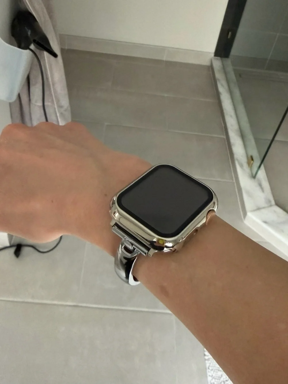 Silver Apple Watch band 42mm 44mm 45mm 46mm